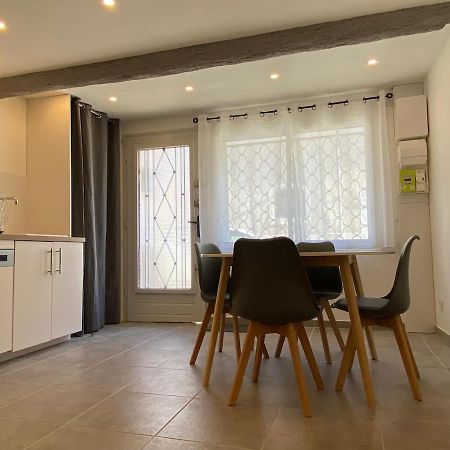 Superbe Appartement Climatise Avec Patio มงต์เปอลิเยร์ ภายนอก รูปภาพ