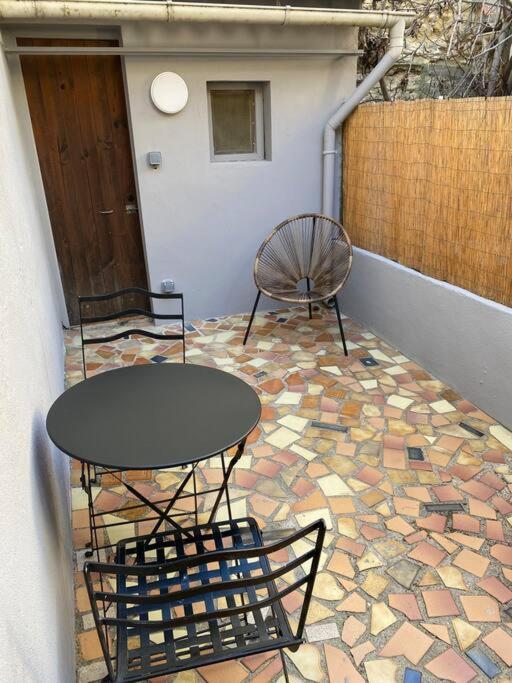 Superbe Appartement Climatise Avec Patio มงต์เปอลิเยร์ ภายนอก รูปภาพ
