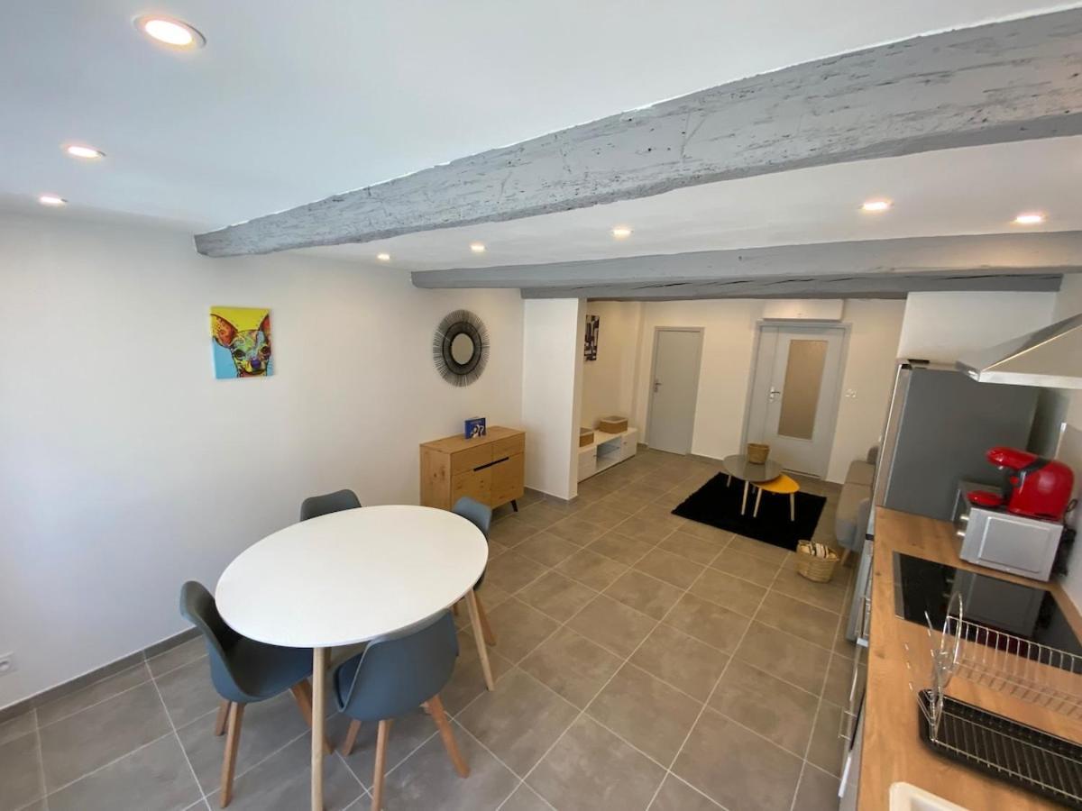 Superbe Appartement Climatise Avec Patio มงต์เปอลิเยร์ ภายนอก รูปภาพ